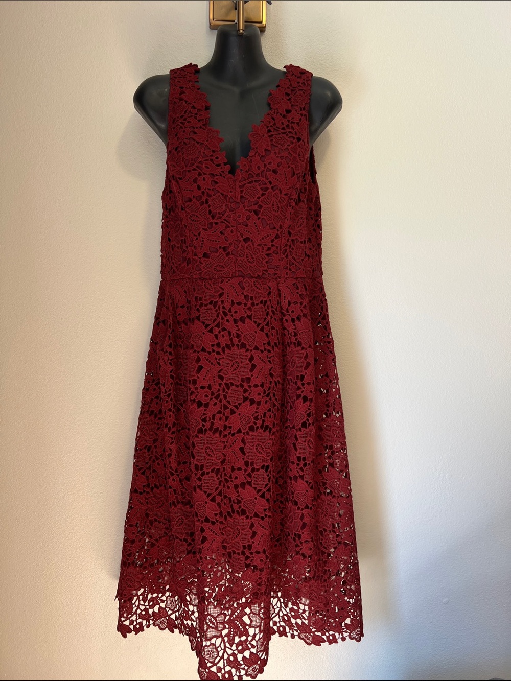 Astr Burgundy Lace Midi Dress